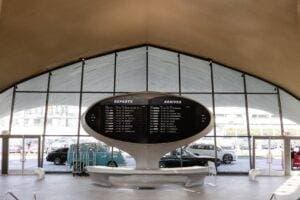 Luxury Car &Amp; Limo Services Articles &Amp; News 8 June 20, 2026 Q. How Can I Travel From Iad To Cancun?