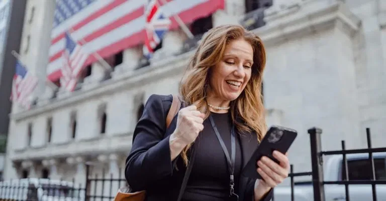 Q. How Long Does It Take To Travel From Long Island To Newark?