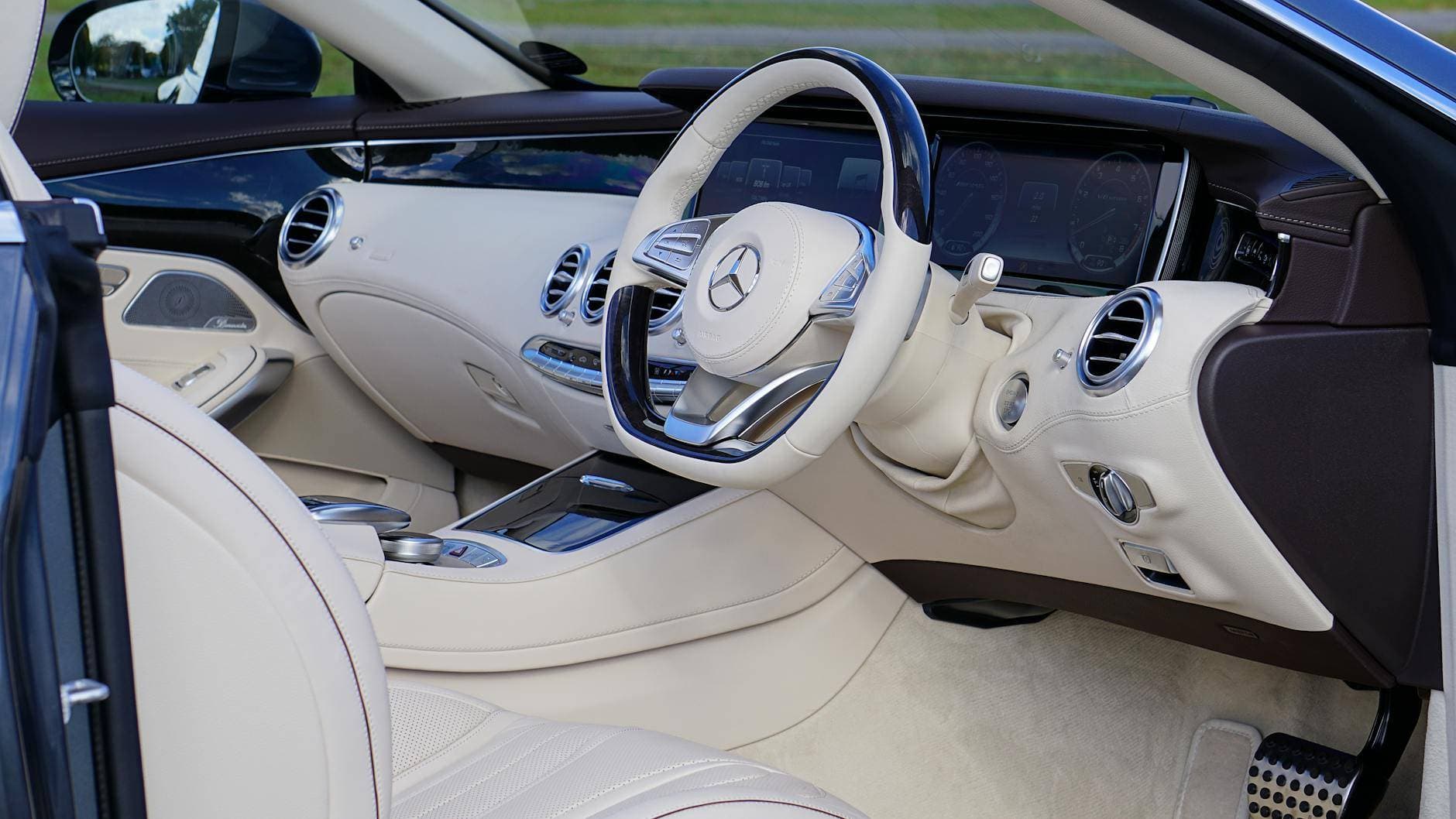 Modern Car Service