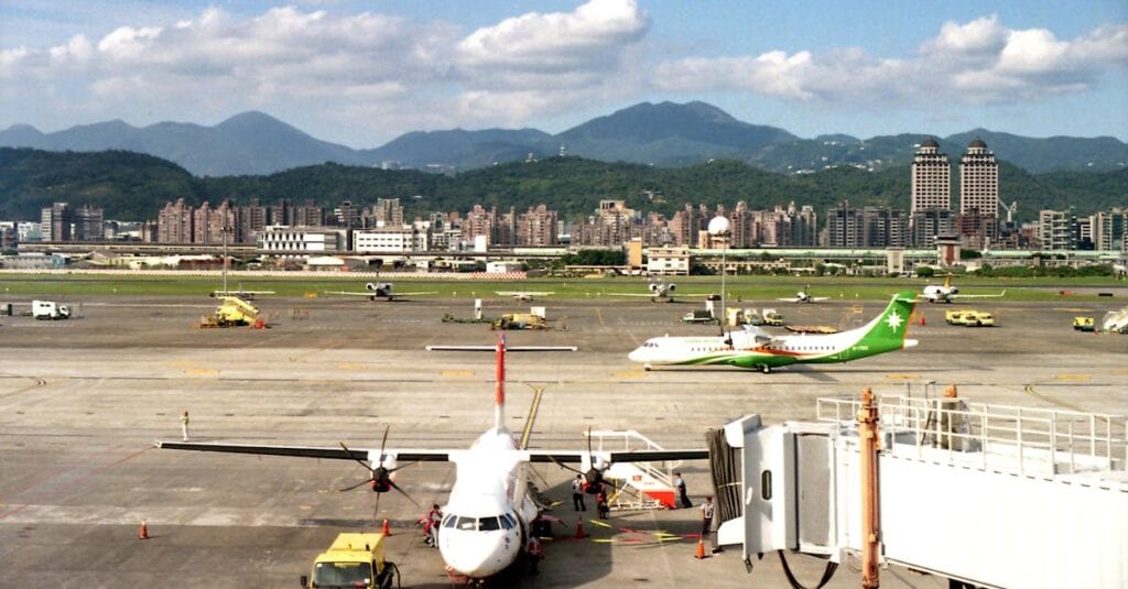 Best Transportation From Lga To Manhattan