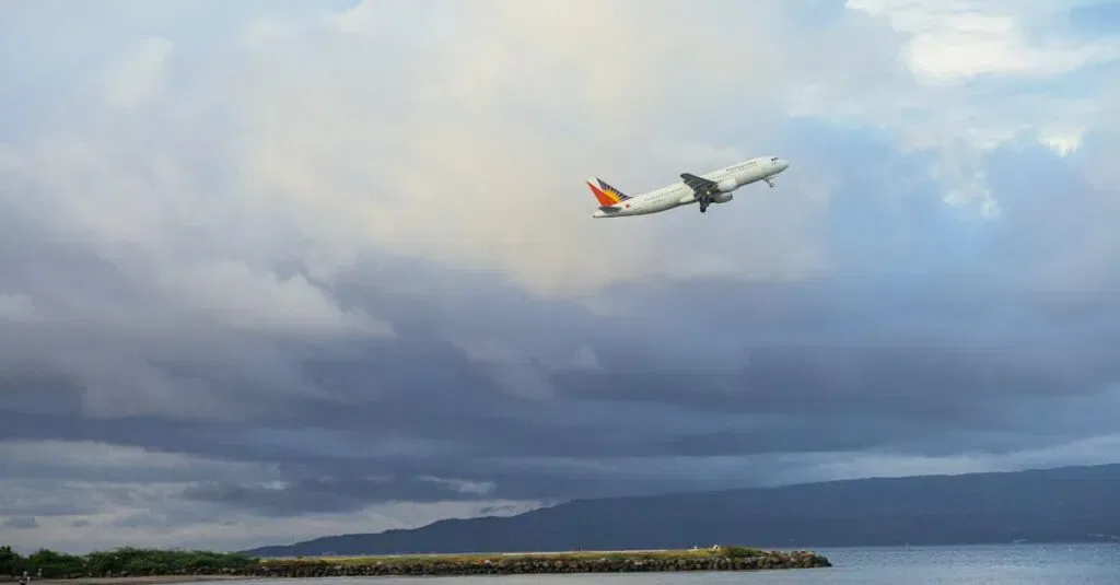 Q. What Amenities Are Available At The Us Airways Terminal At Lga?