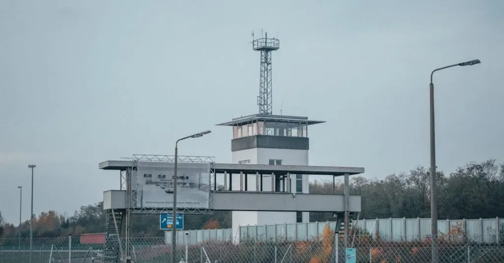 Q. What Are The Operating Hours For The Shuttle Service From Newark Airport To Manhattan?