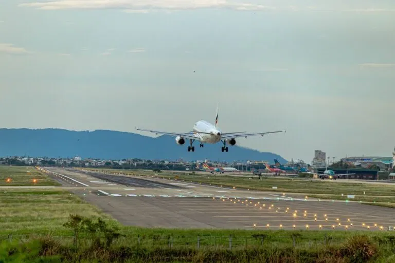 Landing, Airport, Aircraft, Airport, Airport, Airport, Airport, Airport