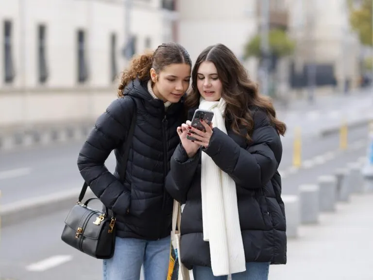 New York Blogs | Articles | News | Tips &Amp; Tricks | Video | Faq | Information | Infograph. 15 June 11, 2026 Women, Beauty, Outdoors, Casual, Looking, Smartphone, Sidewalk, Winter, Urban, Lifestyle, Portrait, Friends, Women, Friends, Friends, Friends, Friends, Friends