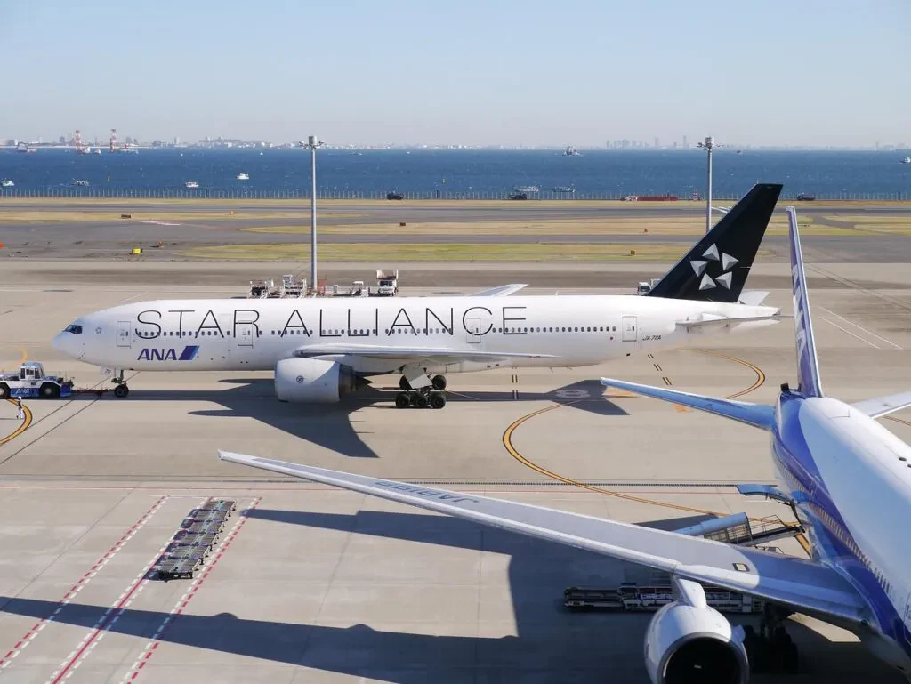 How Luxury Airport Shuttles At Laguardia Shape Your 2025 Journey: A Traveler’s Reflection Luxury Airport Shuttles Ethan Navarro April 15, 2026