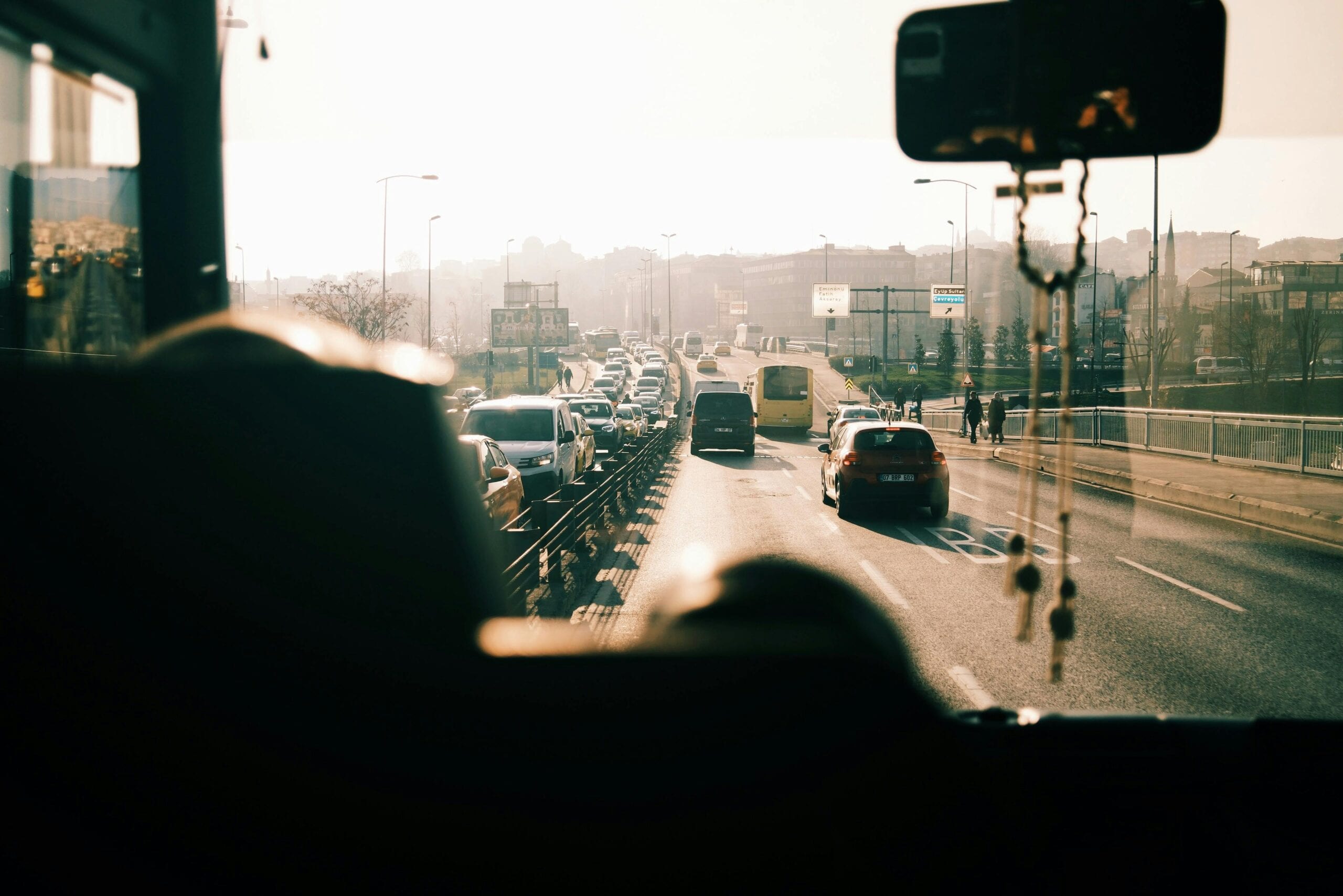 Blogs | Articles | News | Tips &Amp; Tricks | Video | Faq | Infomation 7 April 14, 2026 A View Of An Urban Traffic Jam From Inside A Bus, Capturing Busy City Streets During Daytime.