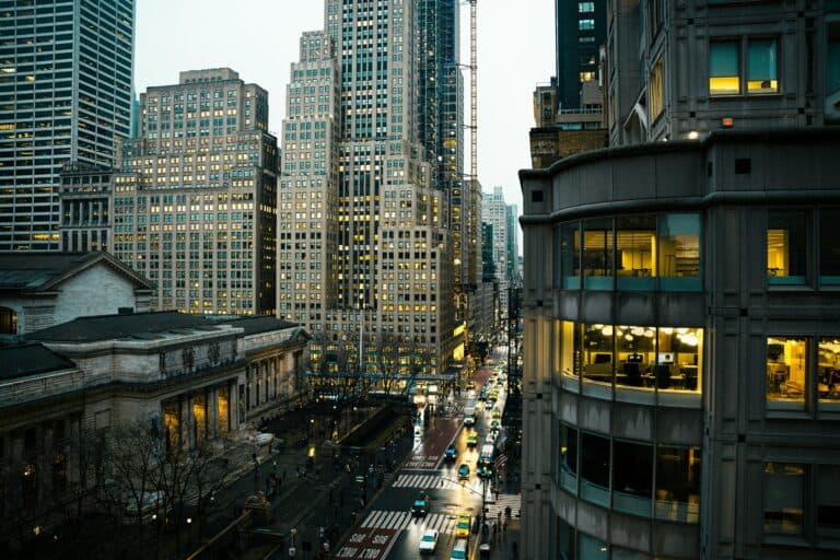 New York Blogs | Articles | News | Tips &Amp; Tricks | Video | Faq | Information | Infograph. 30 June 11, 2026 A Bustling Street Scene In New York City With Iconic Skyscrapers And Evening Lights.