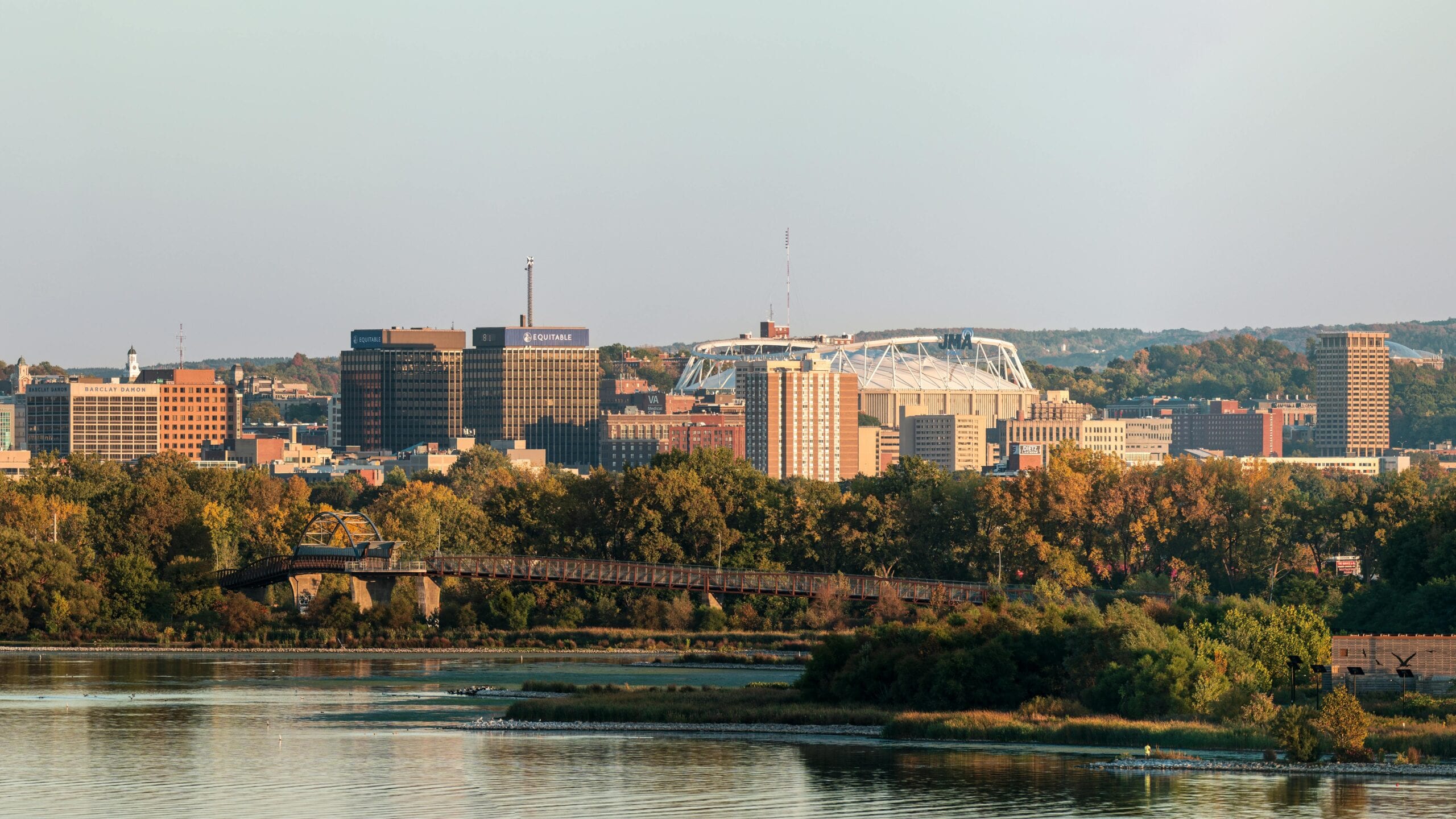 Blogs | Articles | News | Tips &Amp; Tricks | Video | Faq | Infomation 3 May 10, 2026 Panoramic View Of Syracuse, New York Skyline Above Onondaga Lake During Fall.