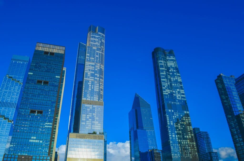 Nyc Luxury Service Inc: 5 Honest Family Tests For 2026 6 June 2, 2026 Captivating View Of New York'S Iconic Skyscrapers Under A Clear Blue Sky.