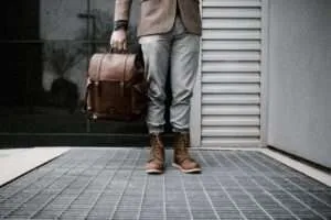 6 Splendid Benefits For Hiring An Airport Town Car Service 2 airport town car service