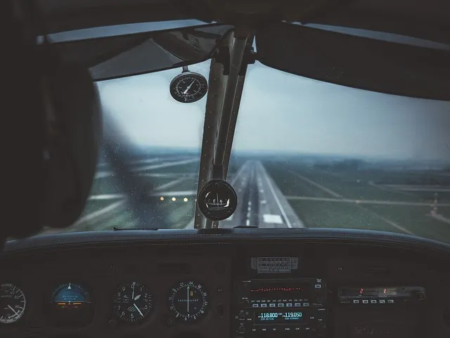 cockpit 4598188 640