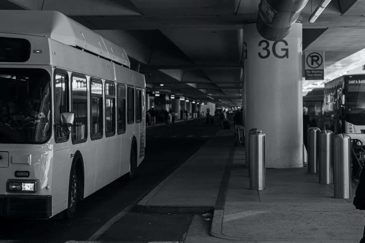Unveiling the JetBlack Bus Experience: A Futuristic Leap in Transportation 2 jetblack bus