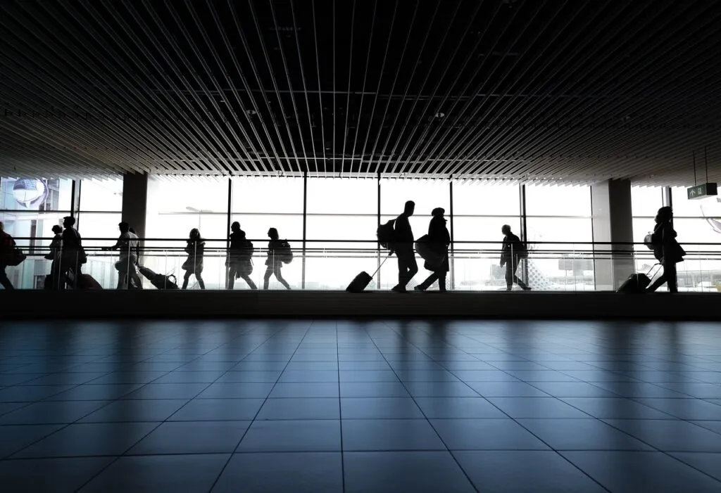 #1 Airport Limo Service: Top 5 Luxury Rides for VIP Comfort 3 #1 airport limo service