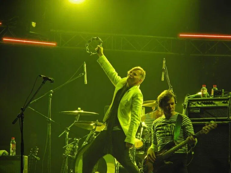 Q. How Can I Travel From Saigon To Paris Or Fort Myers?