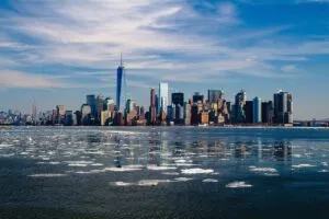 HOW DO I TRAVEL FROM NEWARK TO MANHATTAN