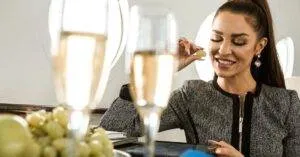 Q. What Types Of Vehicles Are Available For Airport Transportation To Laguardia?