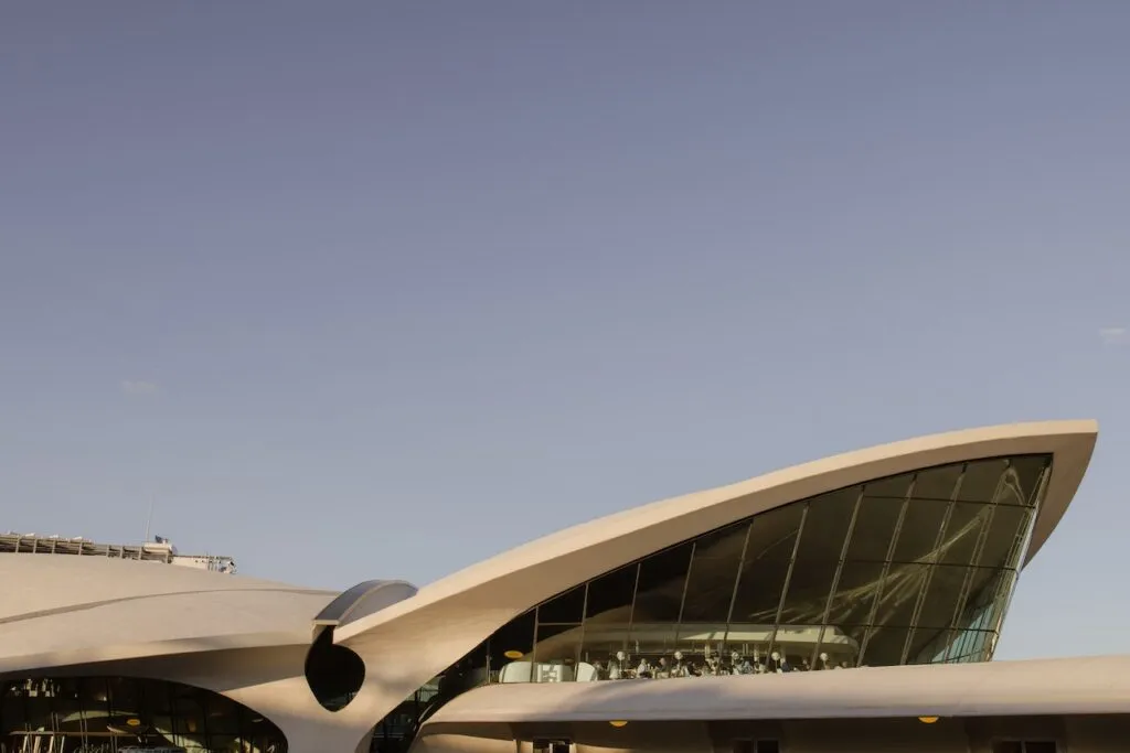 The Ultimate Guide to Air Port Car Service: Navigating 5-Star Luxury and Punctuality 3 Air Port car service