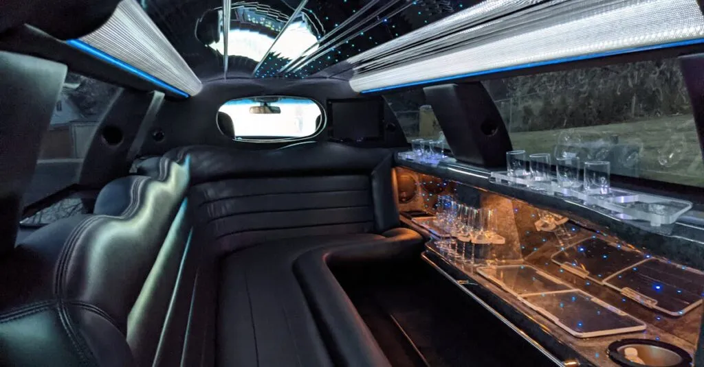 Wrapping An Extra Touch of Luxury with JetBlack's Automotive Car and Limo Service 4 automotive luxury limo and car service