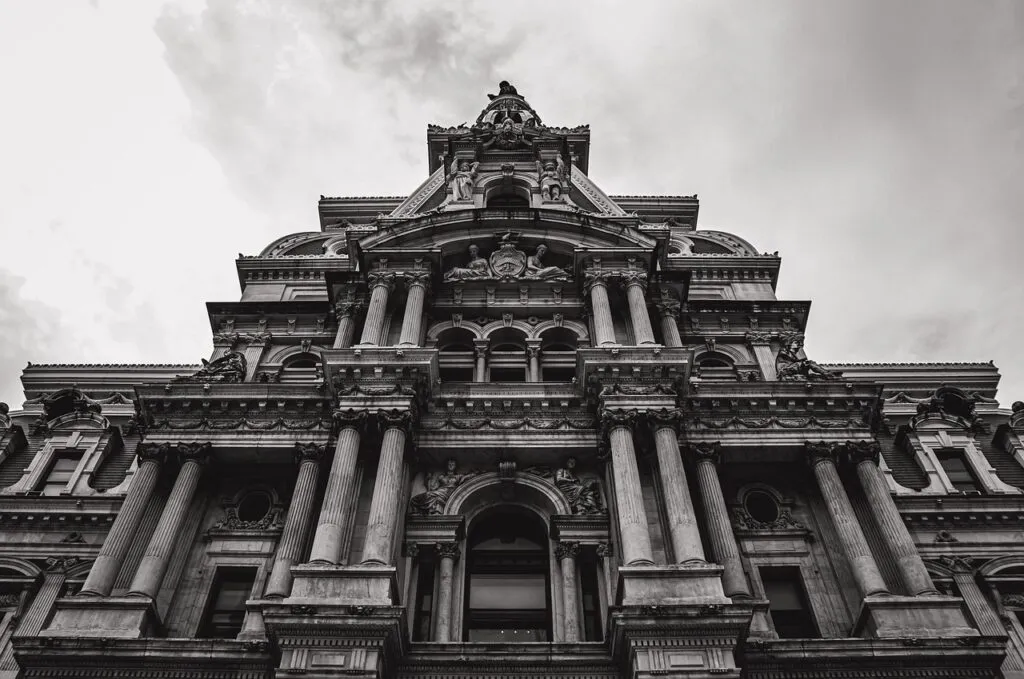 The Best Way to Travel from NYC to Philadelphia: A Complete Guide 4 philadelphia city hall, building, facade