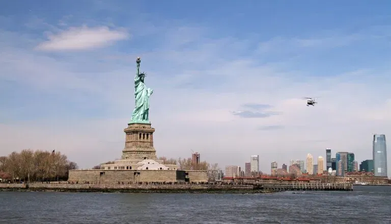 Statue Of Liberty, New York, Manhattan, Statue, Landmark, Freedom, Nyc, Monument, Attraction, Blue News, Blue New, Statue Of Liberty, New York, New York, New York, New York, New York