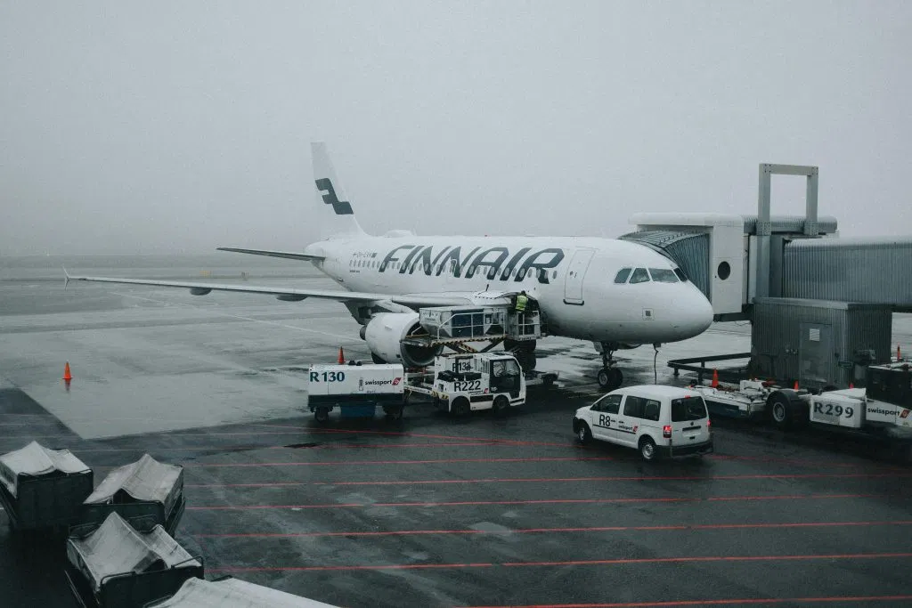 How To Choose A Cab Service In Nyc Jetblack Black Car At Jfk Arrivals With Family Luggage