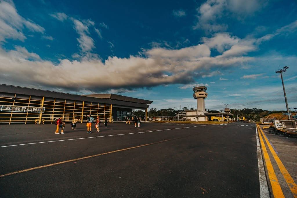 luxury limo ride to newark airport luxury limo ride to newark airport