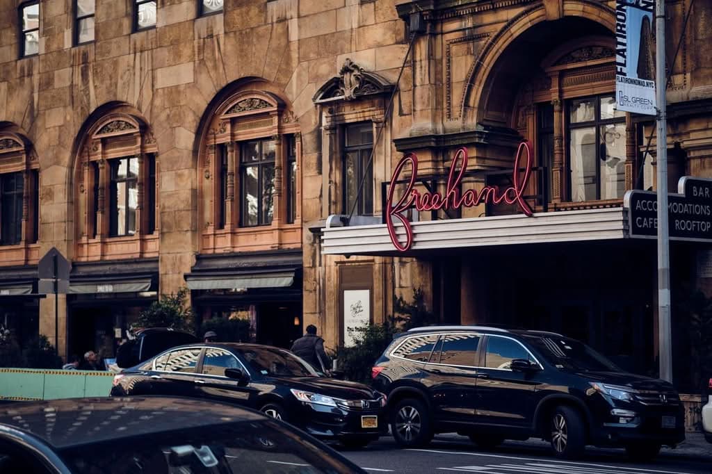 how to book nyc car service to airport how to book nyc car service to airport