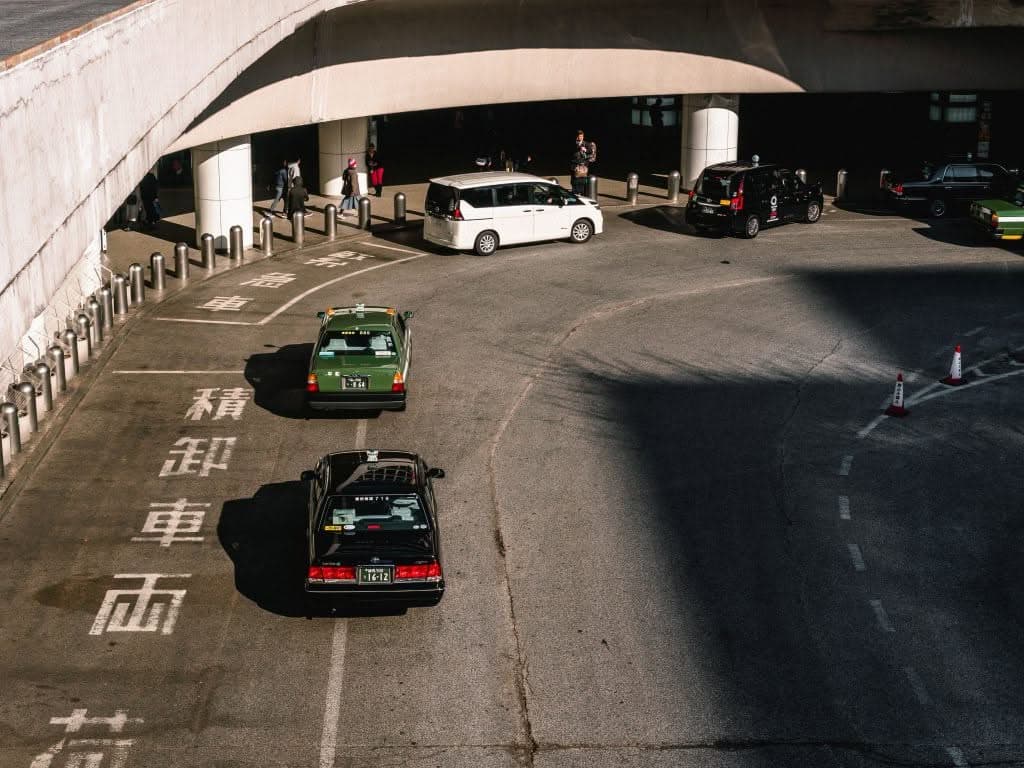 affordable jfk airport pick up service