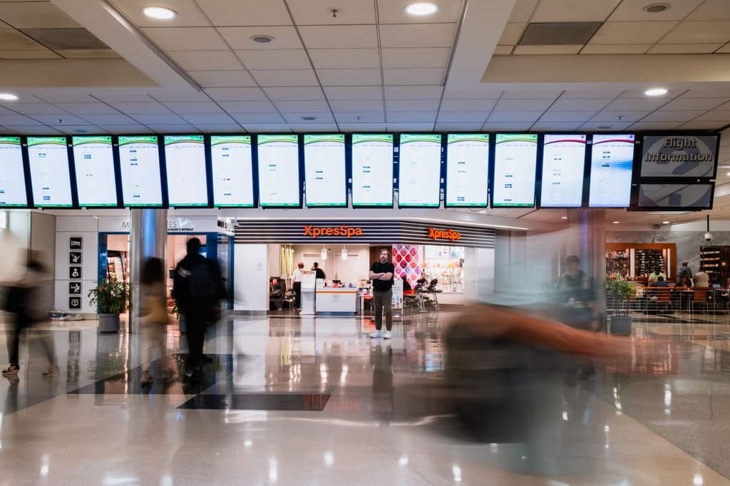 Lga Limousine Service Black Sedan At Laguardia Airport Pickup Zone